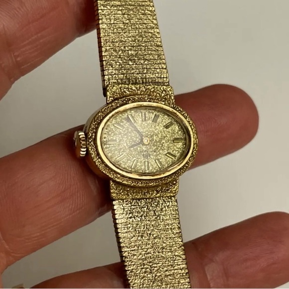 Bucherer Ladies Wristwatch - Picture 11 of 11